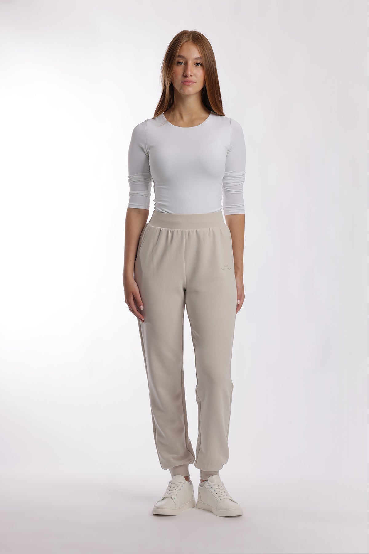 Pantalon de survêtement Premium Femme coupe resserrée Beige